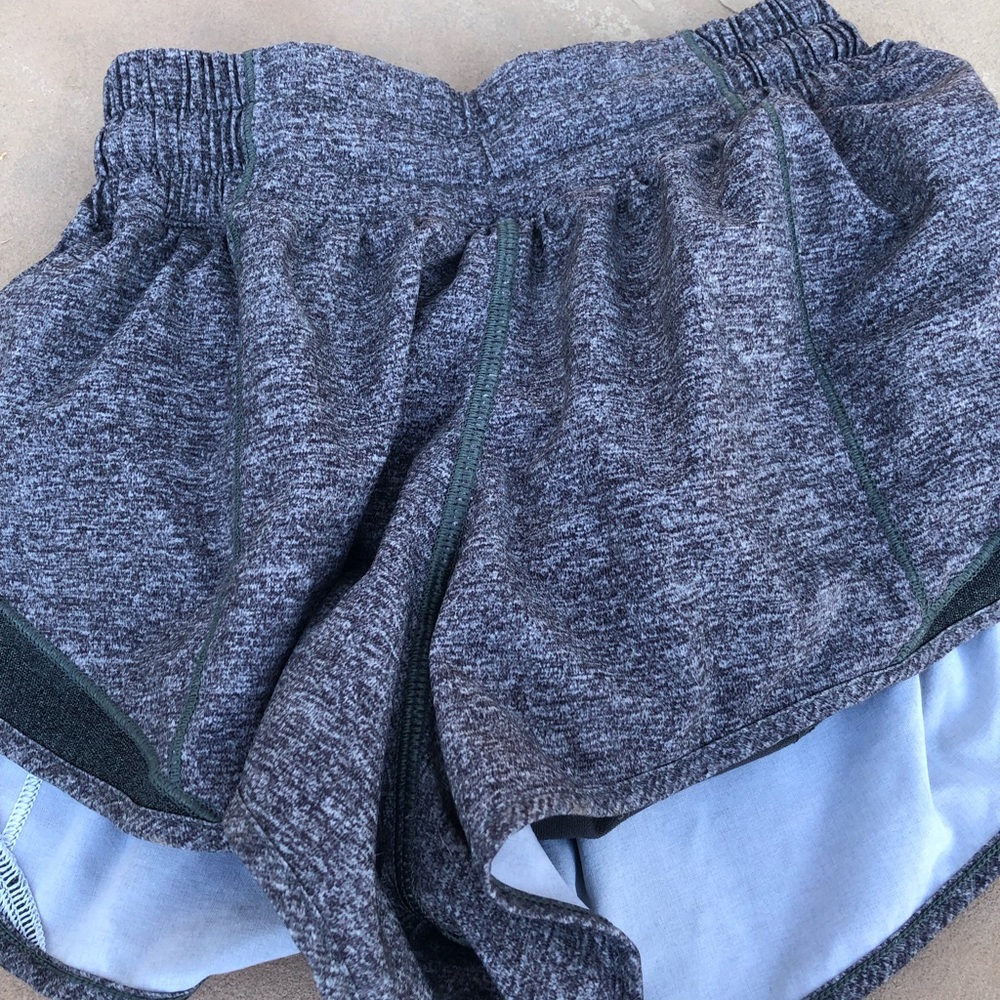 Gray lululemon hotly hot shorts 2.5” size 2